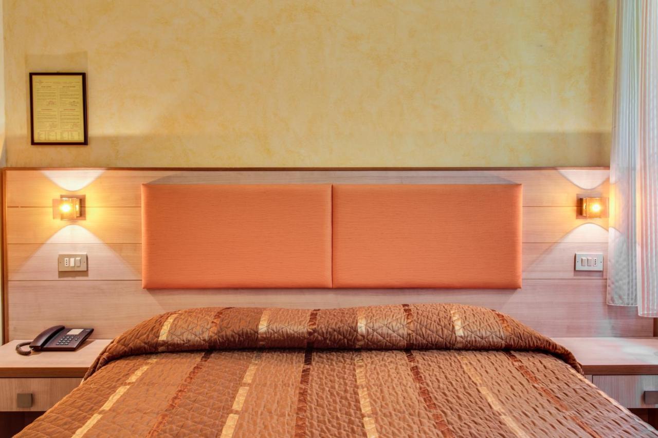 Hotel Dolcevita Cesenatico Eksteriør bilde