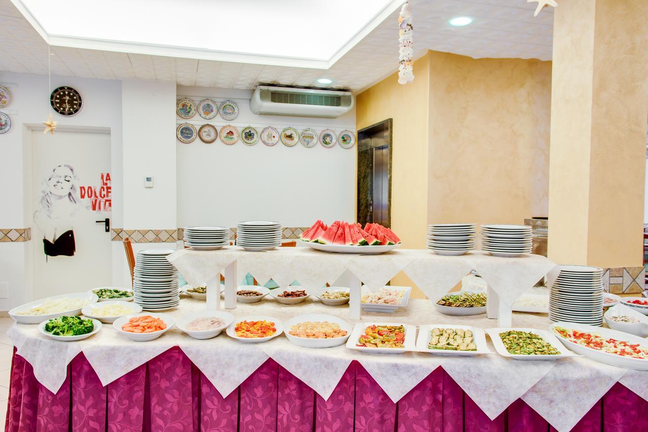 Hotel Dolcevita Cesenatico Eksteriør bilde